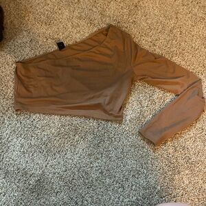 cropped one sleeved shirt